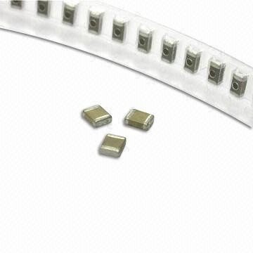 Kondensator SMD (0805) 120pF/50V COG opak=100 szt