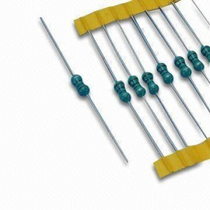 Dławik osiowy 56uH 3x7mm 10% opak=100 szt