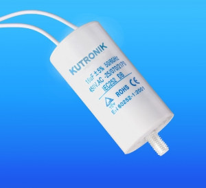Kondensator silnikowy 16uF/450VAC z przewodami