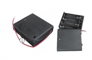Koszyk na 4 baterie AA 1.5V z pokrywką i wyłącznikiem
