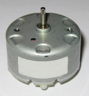 Mini silniczek 12V typ MT83