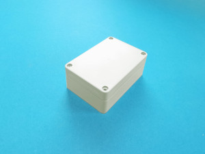 Obudowa hermetyczna 84x90x34mm OBH27