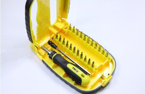 Zestaw wkrętaków - koncówek AKS8124