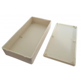 Obudowa 150x75x30mm biała na 8 akumulatorów typu 18650